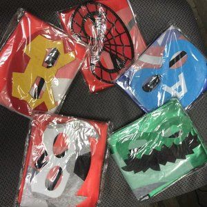 5PCS Superhero Capes Set and Slap Bracelet for Boys Costumes Birthday Party Gift